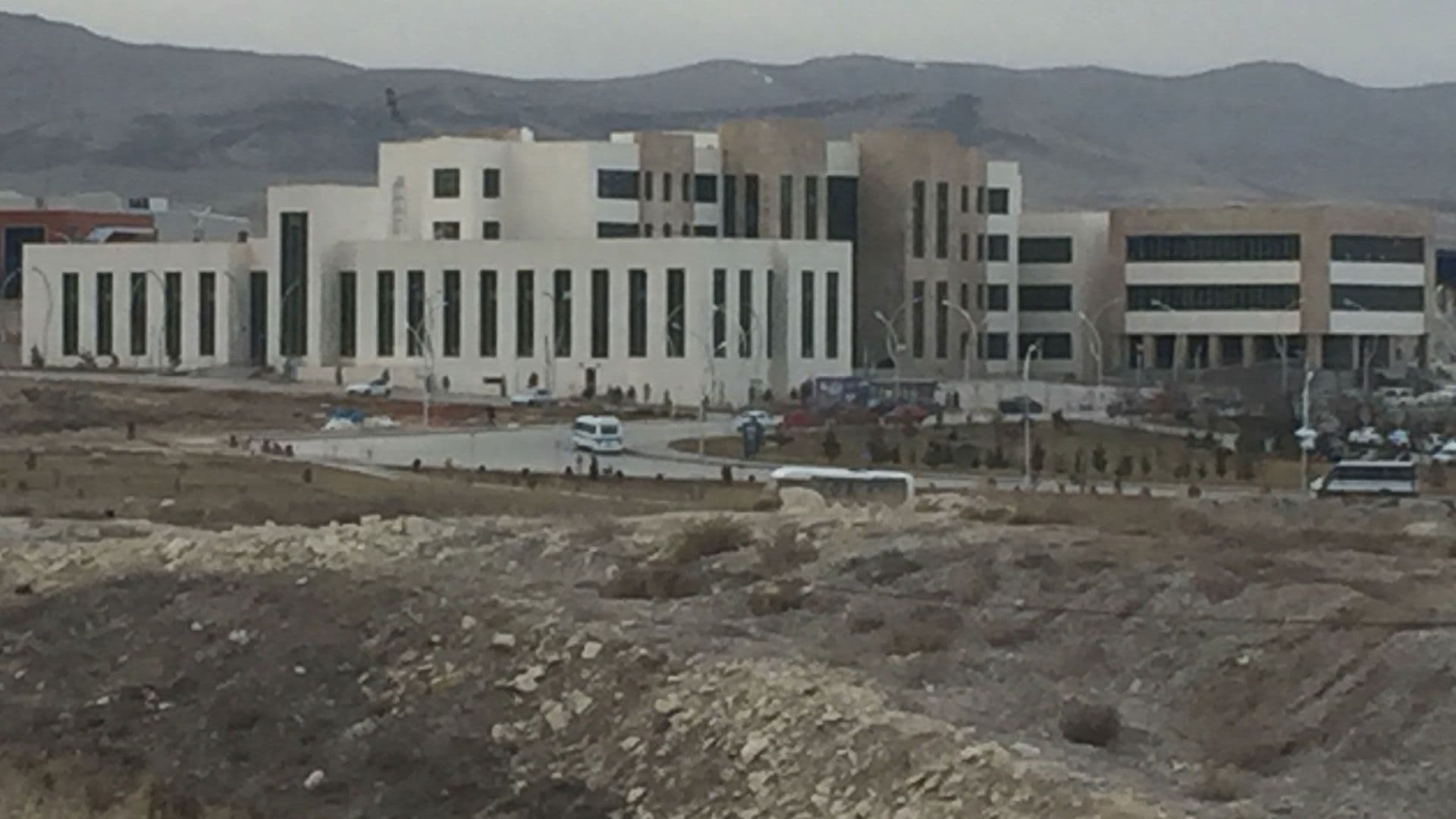 Ahi Evran Üniversitesi Rektörlük ve Olimpik Spor Sahası — 5